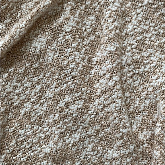 Tan cardigan with Lacey detail - Picture 4 of 6